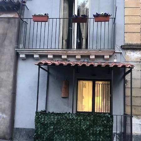 Via Idria 14 Apartman Catania-Fontanarossai nemzetközi repülőtér Kültér fotó