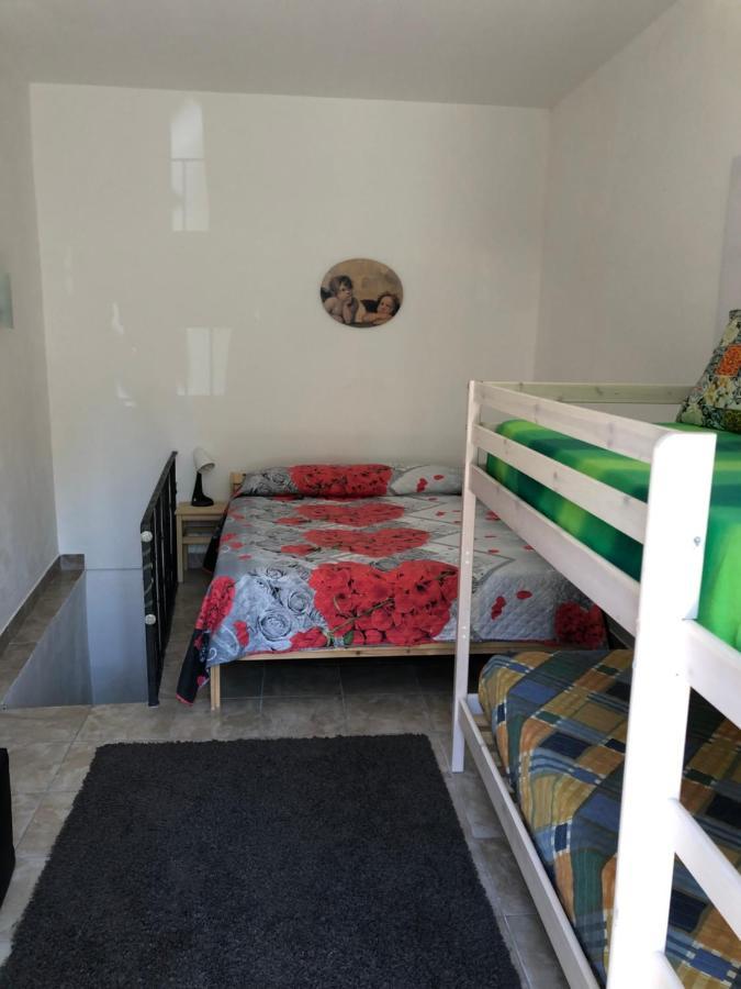 Via Idria 14 Apartman Catania-Fontanarossai nemzetközi repülőtér Kültér fotó